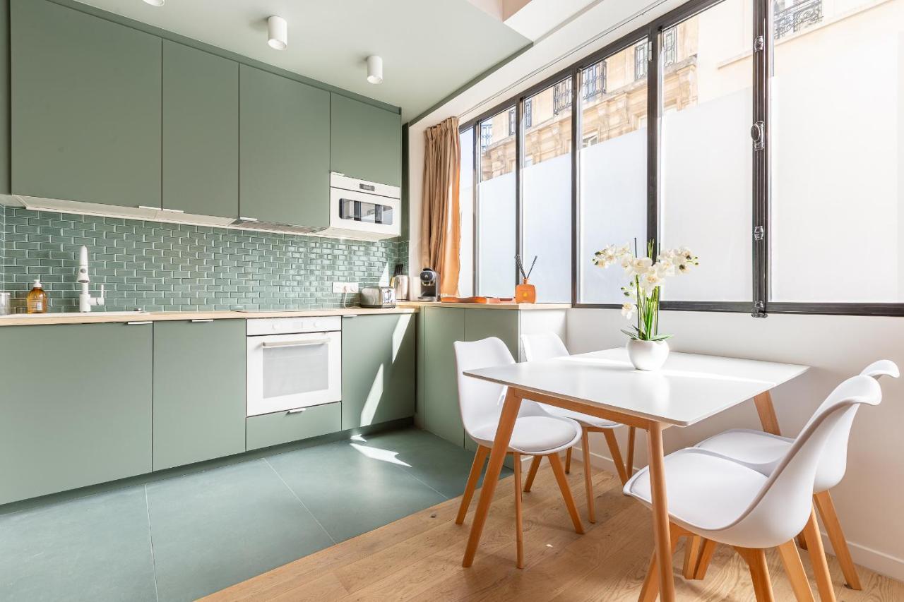 パリRome Batignolles - Luxe Charme - 2Pアパートメント エクステリア 写真